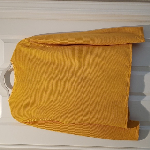 NWTWomen's Gold/Yellow V- neck buttoned down Top in Large by The Limited - Picture 2 of 4